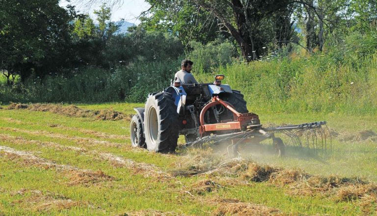 Με άδεια χέρια έφυγαν οι γεωπόνοι από τον Τσιάρα