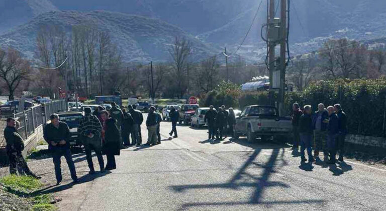 Αχαΐα: Νέα κινητοποιήση κτηνοτρόφων για τα... φέσια της εταιρείας «Μενεγάτος»