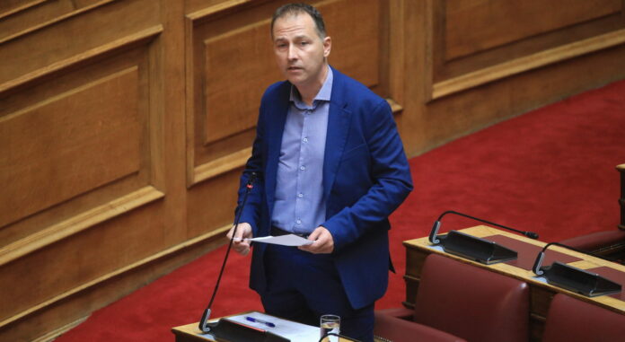 ΜΕΤΑΞΑΣ ΒΟΥΛΗ
