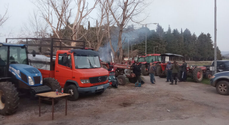 Στερεά Ελλάδα: Νέο μπλόκο στην Κήρινθο Εύβοιας - Συνεχίζονται οι κινητοποιήσεις και στη Βοιωτία