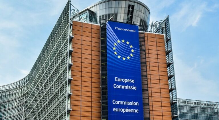 Η Κομισιόν επικροτεί τη συμφωνία κατά της σπατάλης αγροδιατροφικών και κλωστοϋφαντουργικών προϊόντων