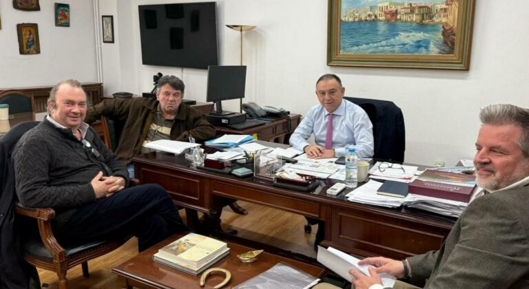 Με τους Ιχθυολόγους του Δημοσίου συναντήθηκε ο Κέλλας - Στο επίκεντρο αλιεία και υδατοκαλλιέργειες
