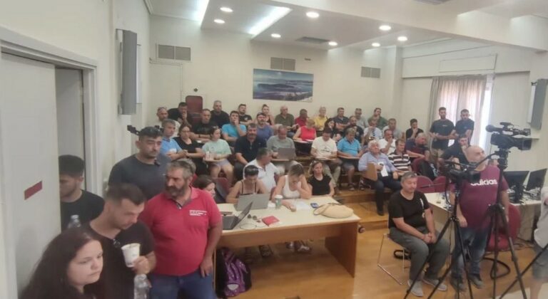 Στο Περιφερειακό Συμβούλιο Ηπείρου οι αγρότες για τη ρύπανση στη Λαψίστα (ΦΩΤΟ)