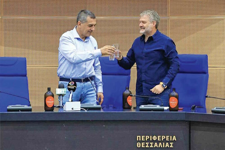 Σε μπουκάλι νερό… κόκκινο και ιαματικό!