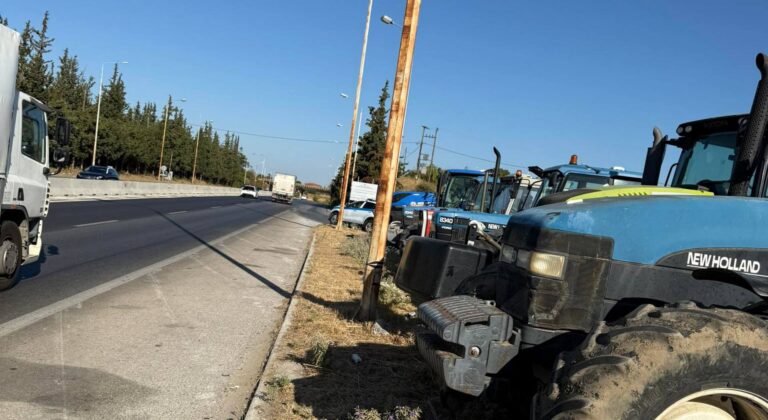 Αγρότες από το μπλόκο Καρδίας: «Αδιαφορούν για εμάς, κάθονται και τρώνε από τα κλεμμένα» (ΦΩΤΟ+Βίντεο)