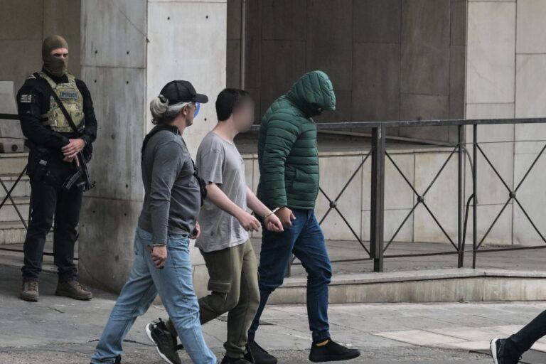 ΟΠΕΚΕΠΕ: Ενώπιον ανακριτή σήμερα η φερόμενη ως «αρχηγική ομάδα» – Προφυλακίστηκαν 4 από τους 12 συλληφθέντες που απολογήθηκαν χθες