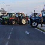 Καλούν αγρότες σε απολογία για τα μπλόκα - Πώς απαντούν οι Σύλλογοι