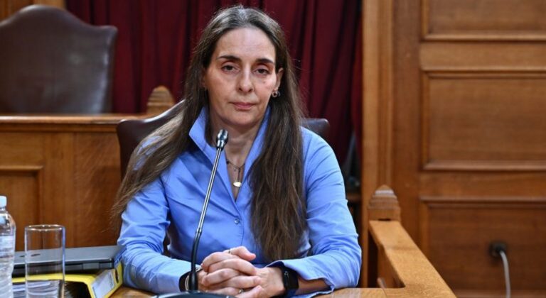 Έφεση ΑΑΔΕ κατά Τυχεροπούλου - Μπλοκάρει η επάνοδός της