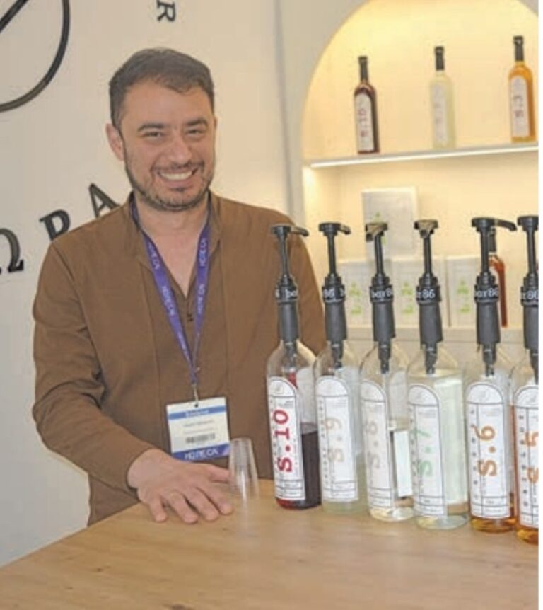 Καινοτόμα προϊόντα για μπαρ από ελληνικά φρούτα