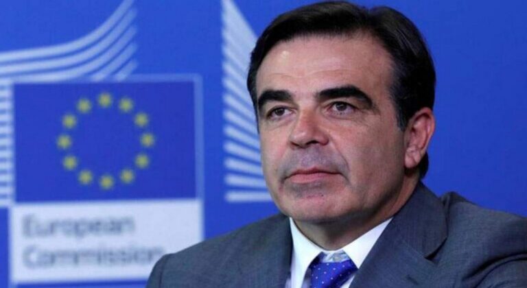 Η τελετή παράδοσης παραλαβής στο Υπουργείο Αγροτικής Ανάπτυξης και Τροφίμων (Βίντεο)