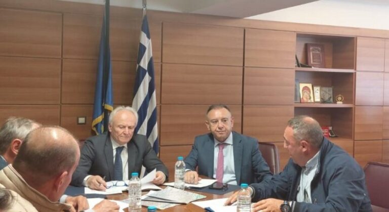 Συνάντηση Συνεταιρισμών με Ανδριανό και Κέλλα: Έρχεται ad hoc για δενδροκαλλιέργειες